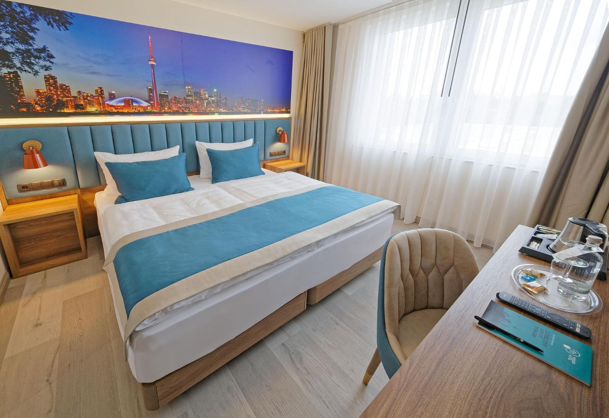 Friends Hotel Duesseldorf-Airport ราทิงเงน ภายนอก รูปภาพ